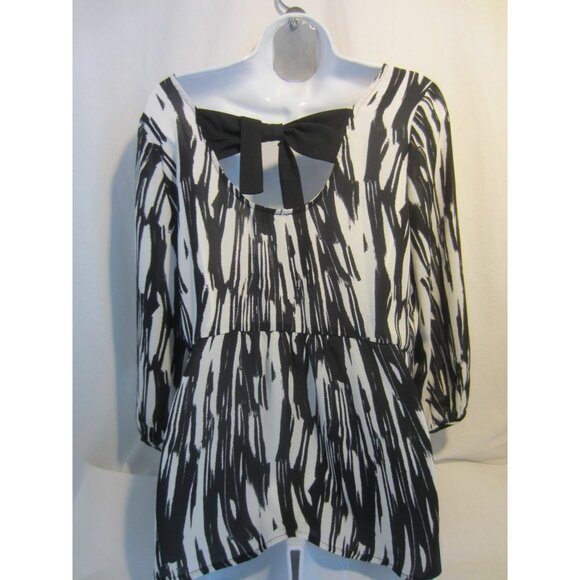 CHARMING CHARLIE black white LS blouse bow back top Women M - Picture 4 of 6